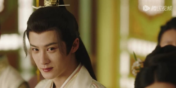 古装剧8位女主穿回女装惊艳全场！杨紫《长相思》看呆4男人，热巴美翻吴磊，杨幂是真美-3