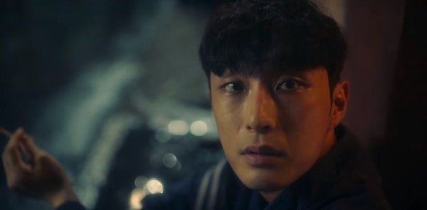 网议《D.P逃兵追缉令2》演技惊艳演员！孙锡久张力强，池珍熙坏透了，逃兵们也都是戏精-13