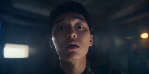 网议《D.P逃兵追缉令2》演技惊艳演员！孙锡久张力强，池珍熙坏透了，逃兵们也都是戏精-11