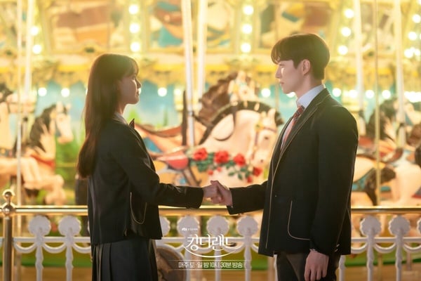 近三年登顶Netflix全球第一韩剧竟只有12部！《欢迎来到王之国》霸榜3周，这部高达9周-1