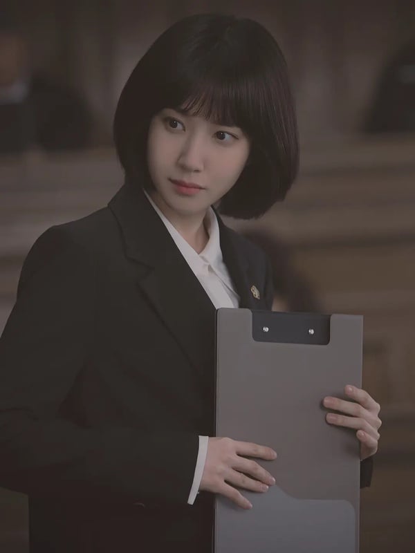 近三年登顶Netflix全球第一韩剧竟只有12部！《欢迎来到王之国》霸榜3周，这部高达9周-7