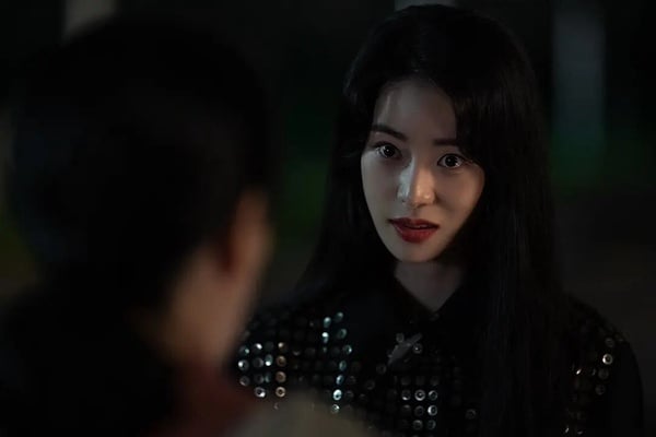 近三年登顶Netflix全球第一韩剧竟只有12部！《欢迎来到王之国》霸榜3周，这部高达9周-19