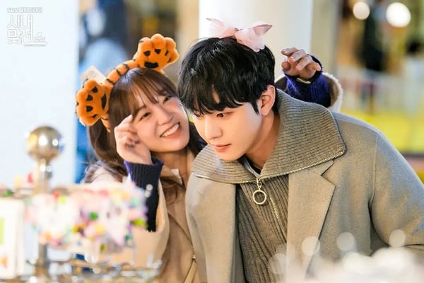 近三年登顶Netflix全球第一韩剧竟只有12部！《欢迎来到王之国》霸榜3周，这部高达9周-20