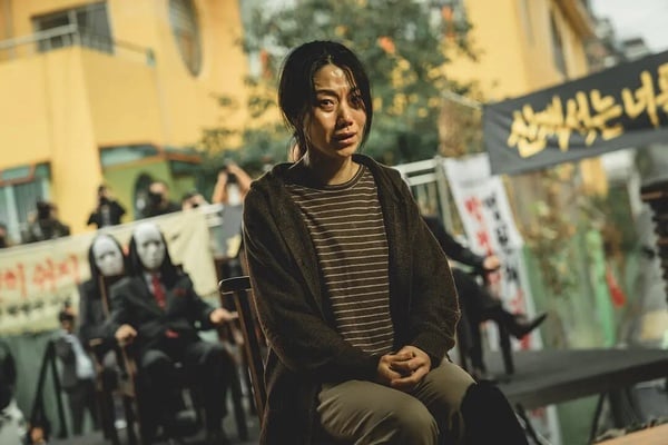 近三年登顶Netflix全球第一韩剧竟只有12部！《欢迎来到王之国》霸榜3周，这部高达9周-38