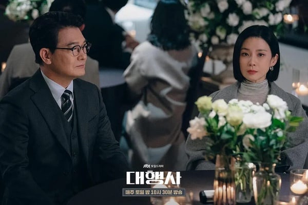 JTBC韩剧历年收视排行TOP10！《欢迎来到王之国》第7，《医生车智淑》第4，冠军真的狂-15