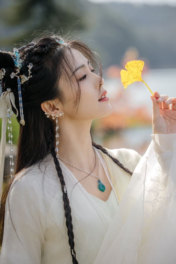 网评2023“最喜欢的古装剧女主”TOP10！迪丽热巴第八，白鹿第六，都输《长相思》杨紫-15