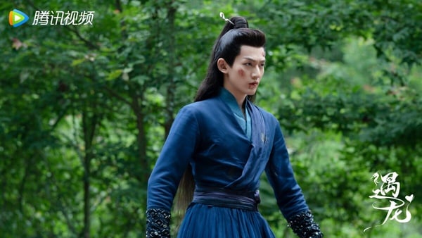 《长相思》“涂山璟”邓为8件事！网帅出身、当过王鹤棣&罗云熙的男二，183cm腿无敌长-11