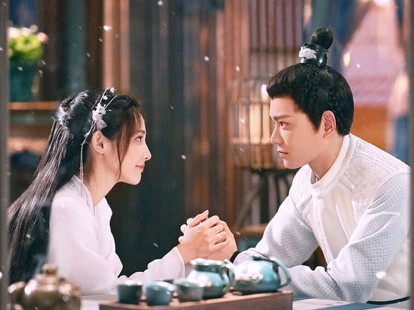 10部“人气明星主演却播得超差”国产剧！杨颖这部网播量仅《长相思》零头，被笑史上最扑-30