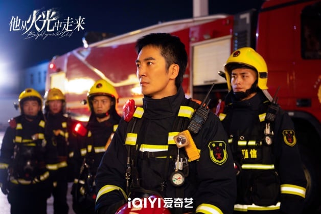 国产剧《他从火光中走来》1-40全集百度云网盘【高清1080P大结局】迅雷资源下载-5