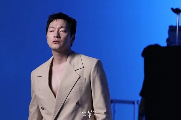 9位韩剧演员走红前“超意外的职业”！赵寅成曾是跆拳道选手，他竟是身价破亿代表理事-12