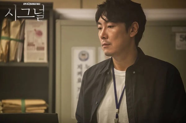 网评8部“人生必看韩剧”！《信号》经典难超越，赵寅成不仅《超异能族》这部也很神-20