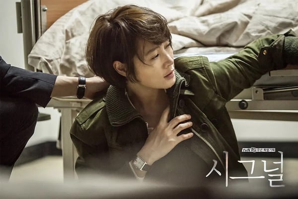 网评8部“人生必看韩剧”！《信号》经典难超越，赵寅成不仅《超异能族》这部也很神-18