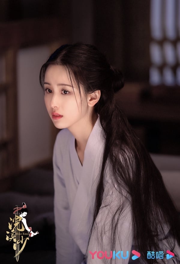 陈都灵演遍古装剧白月光！《云之羽》、《长月烬明》、《莲花楼》白月光全是她有原因！-13
