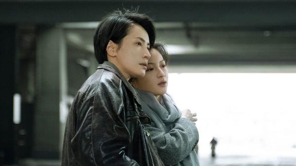 八月国产剧评分榜TOP10！《花轿喜事》仅3.8，《装腔启示录》8.1好评第二，冠军高达8.6分-13