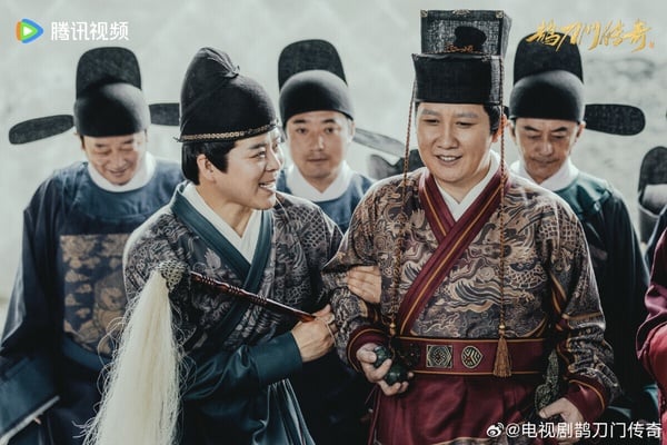 八月国产剧评分榜TOP10！《花轿喜事》仅3.8，《装腔启示录》8.1好评第二，冠军高达8.6分-23