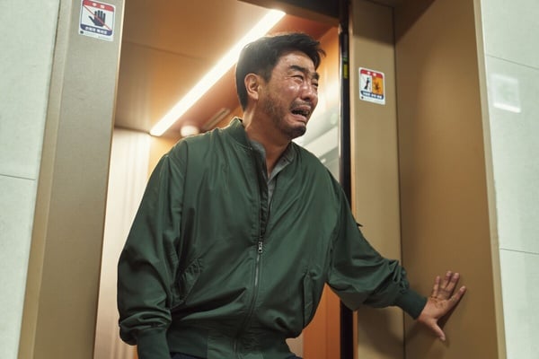 《超异能族》结局8个剧情隐喻！喜秀讨厌橘色有玄机，洙源脱不掉“军靴”暗示他命运-2