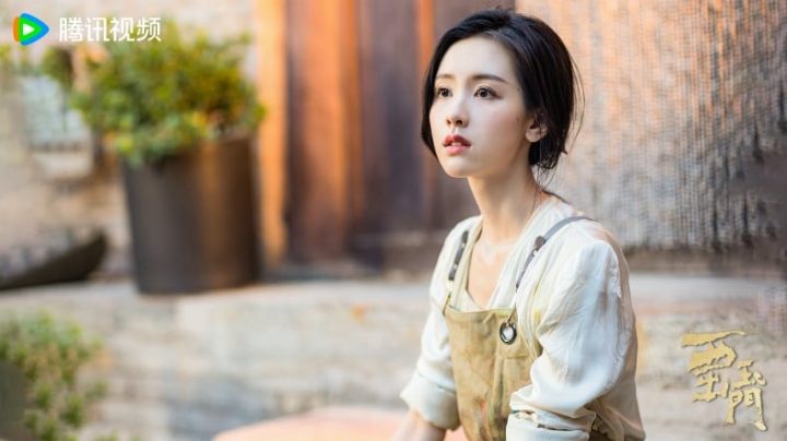 最美绿叶“陈都灵”10部国产剧代表作！《莲花楼》温柔婉约，《长月烬明》黑化惊艳-1
