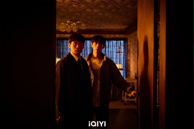 18禁韩剧《恶人传记》10大剧情演员！“金英光”最帅黑道反派，携手视帝申河均-13