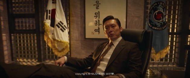 《超异能族》结局第二季20个伏笔！大BOSS是“她”，金英卓会时间暂停？-14