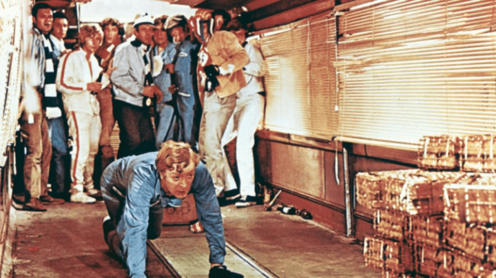 《偷天换日》上映20周年纪念：难得成功的重制电影，如何克服种种困难成为2000年代劫盗电影经典？