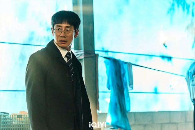 18禁韩剧《恶人传记》10大剧情演员！“金英光”最帅黑道反派，携手视帝申河均-6