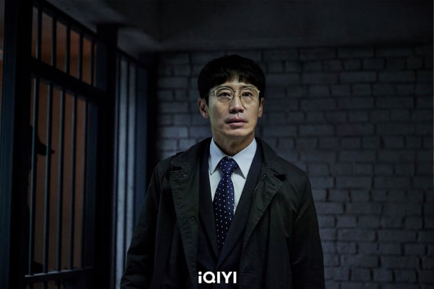 18禁韩剧《恶人传记》10大剧情演员！“金英光”最帅黑道反派，携手视帝申河均-8