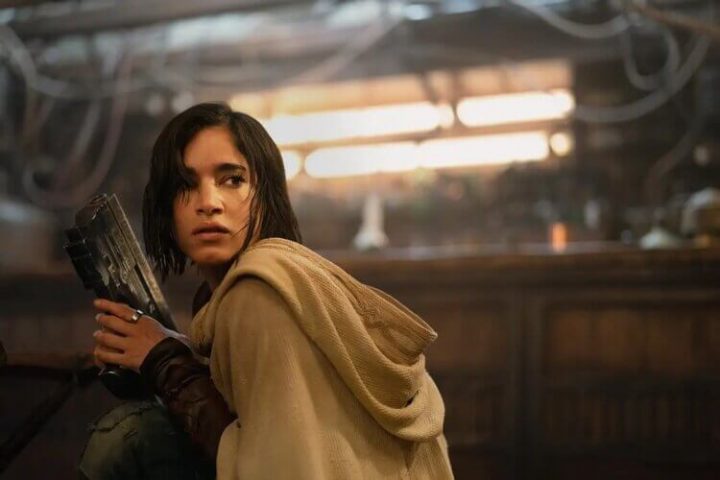 【影评】Netflix《月球叛军：火之女》：七拼八凑的缝合怪-2