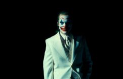 《小丑2：双重妄想》首支预告发布，华金·菲尼克斯与Lady GaGa共舞引期待缩略图
