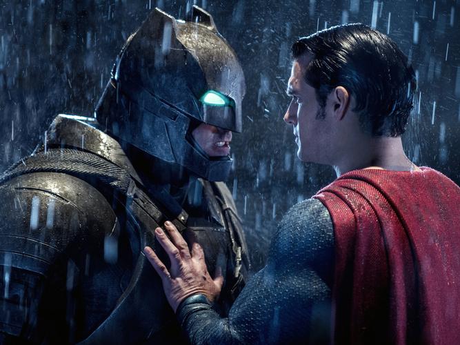 《蝙蝠侠大战超人：正义黎明》导演扎克·施耐德深度解读玛莎线，或能赢得最激烈批评者的认可-1