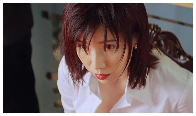 关秀媚十年巅峰，超越邱淑贞成最美晶女郎