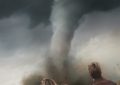 《龙卷风》重启版预告：勇敢面对自然危机的风暴追逐者！缩略图