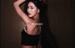 小S家二姑娘学大S秀背影，16岁被建议专心学习，远离娱乐圈缩略图