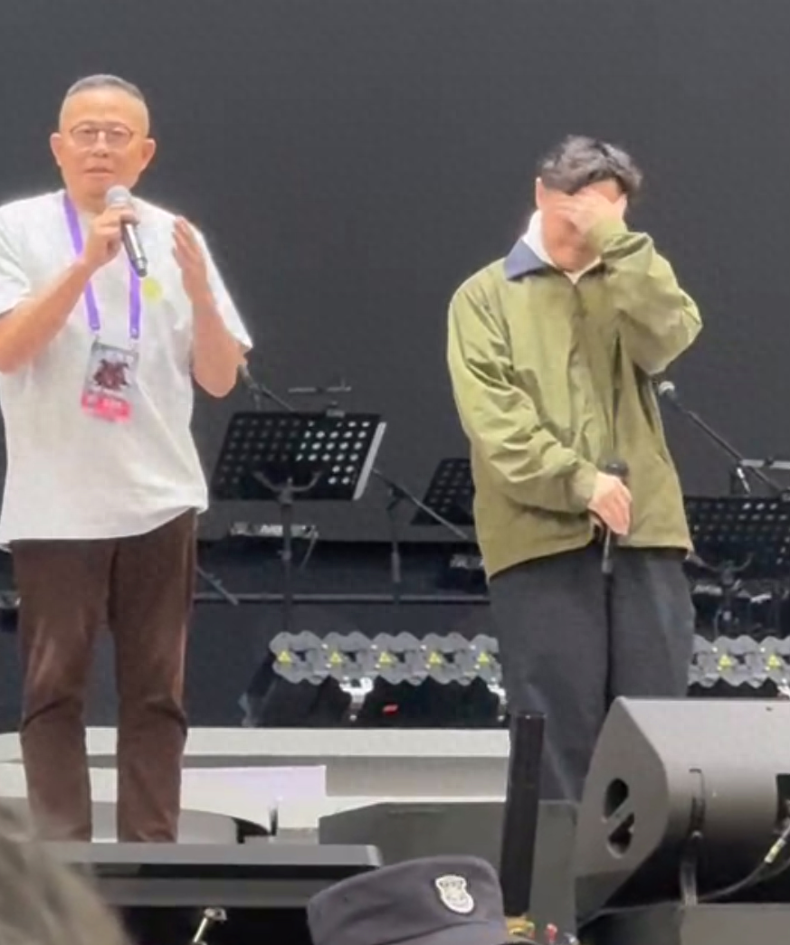 Eason陈奕迅喉咙不适，杭州演唱会延期，发文致歉：让你们失望了，医生说得休息