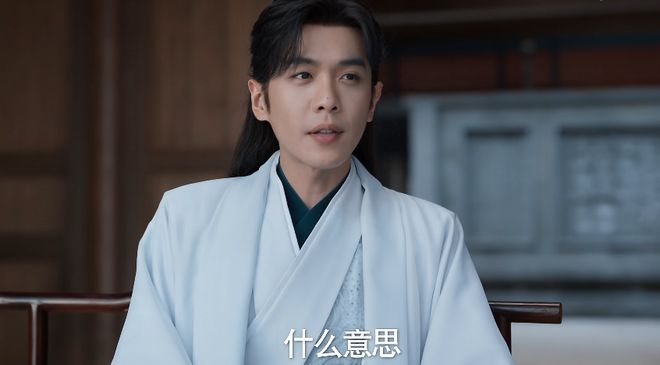 33岁的李沁演女儿，跟48岁的“妈妈”同框，这画面有点尴尬