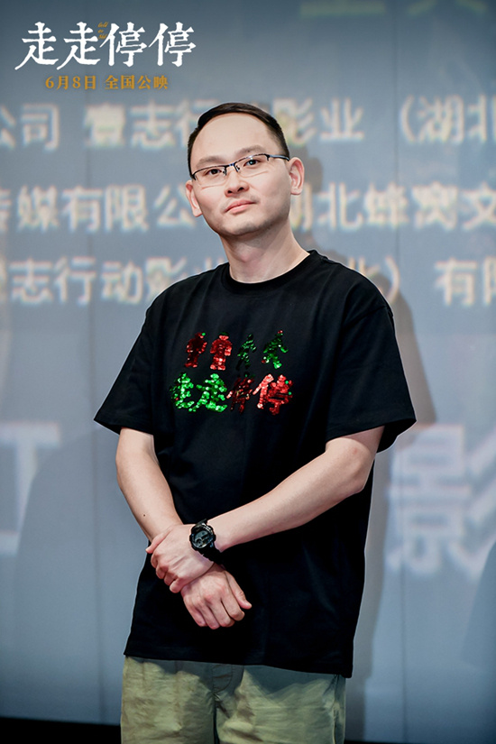 "上海漫步：三巨头挑战川话台词"