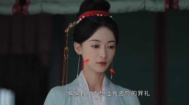 整容脸混入古装剧，遇上天然脸演员，简直是秒杀
