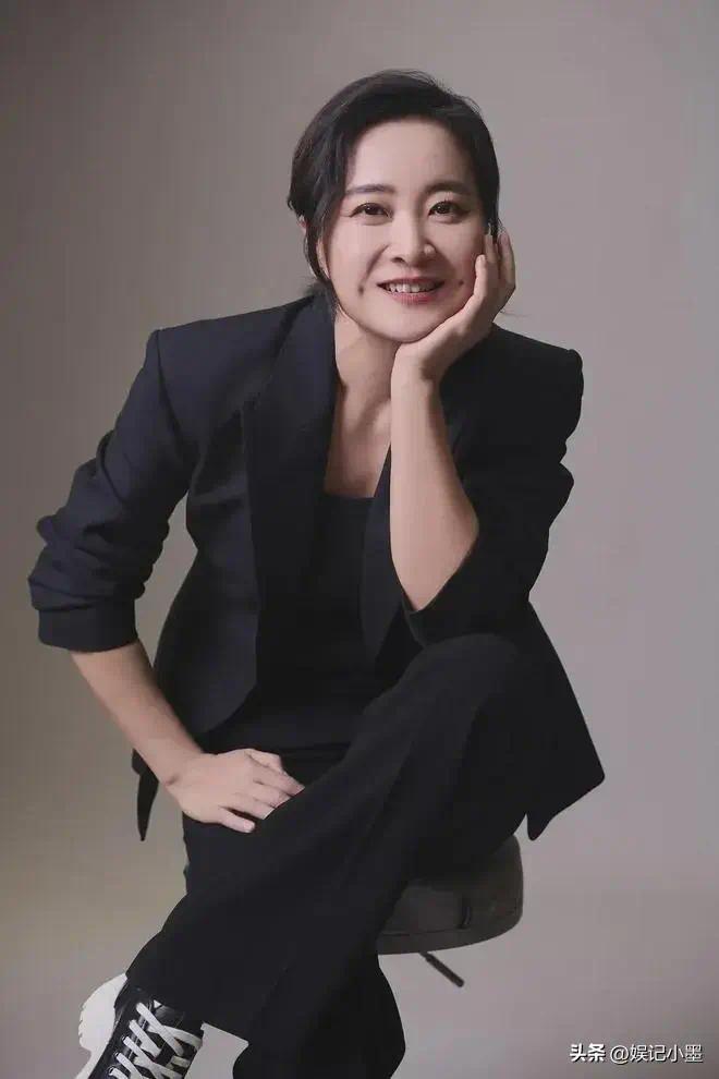 南京那家面馆的老板好像贾玲啊，网友们都笑称：是乐莹回来了，还是想以前的贾玲？