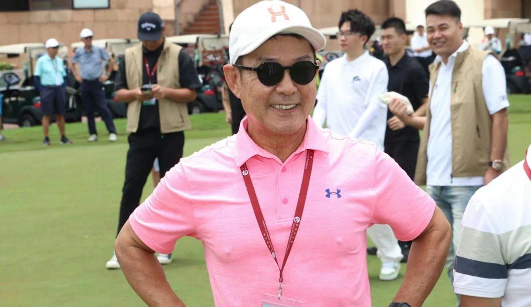 元彪粉丝求签名被拒，粉丝怒了：随你怎么说！