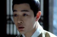 哈哈，37岁的何泓姗在新剧中扮演“女儿”，竟然叫比自己小7岁的女演员“妈妈”！缩略图
