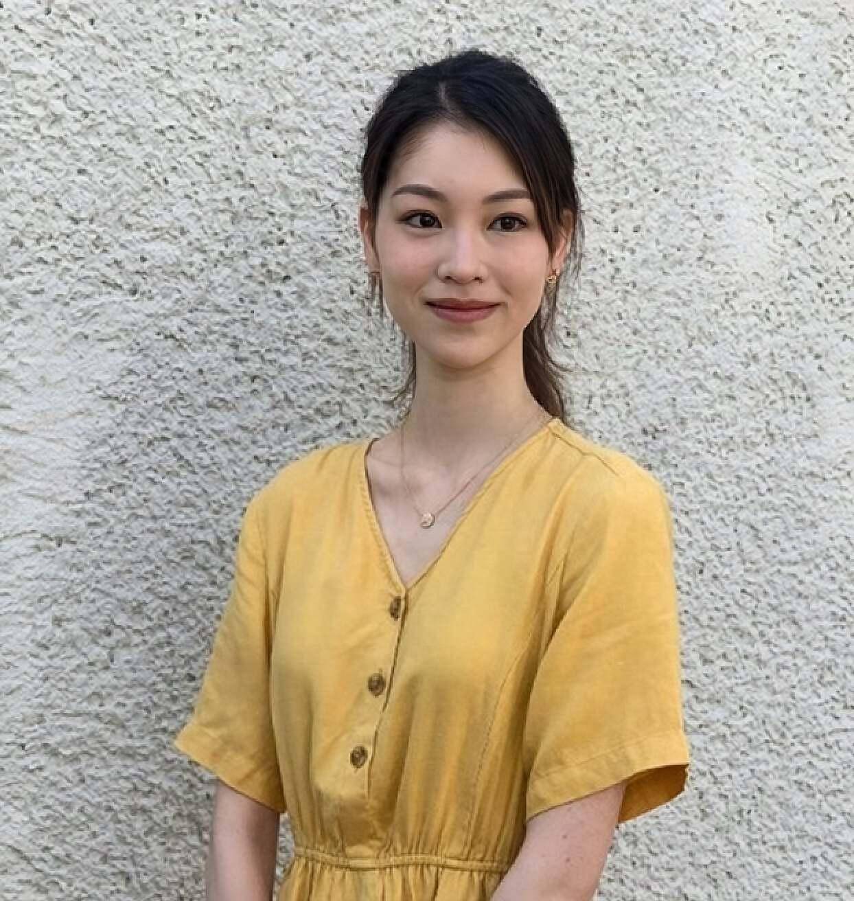 2024港姐海选现场：美女们火辣亮相，颜值参差不齐，网友炸锅讨论