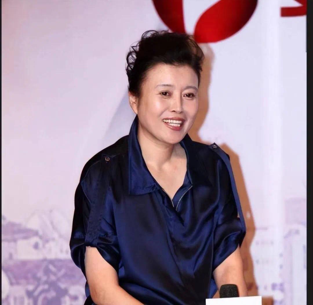 丁嘉丽：后悔啊，我竟然把孙红雷捧成大明星，他却忘本了