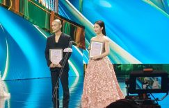 陈晓和刘亦菲同台领奖，婚变传闻后首次亮相公开场合缩略图