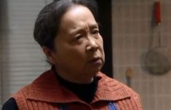 再看才明白，亚平爸死前布下三颗雷，胡丽娟怎么斗都输！缩略图