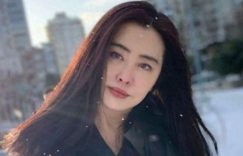 57岁王祖贤温哥华寺庙静修，173cm高挑身段引人瞩目！缩略图