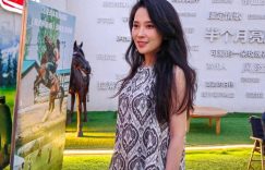 森林北妈妈和闺蜜的聚餐，小公主8岁首次亮相，妈妈为保持身材一口没吃！缩略图