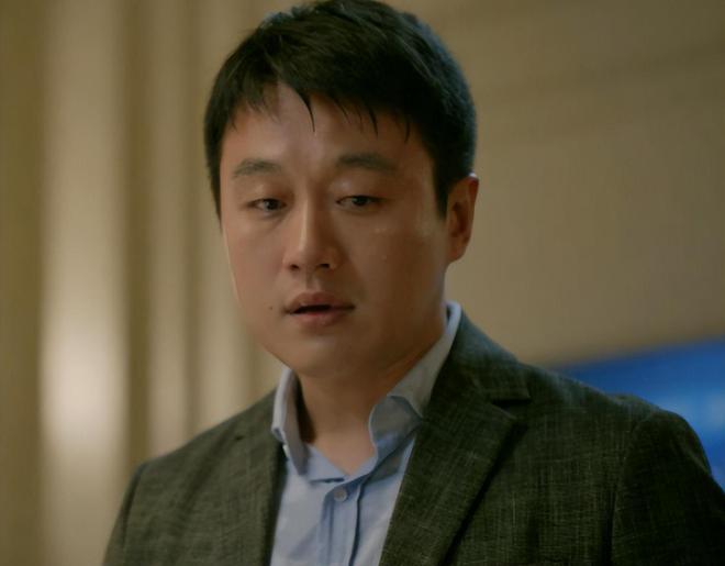 空降6集，飙升到第二名！观众说：等了2年的刑侦剧真没白等