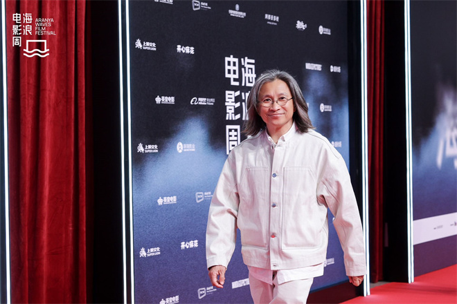2024海浪电影节落幕，年轻电影人的新起点，电影圈的新风尚！
