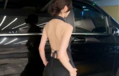 35岁宋轶真大胆！披个围裙就上街，这是啥新风尚？缩略图