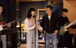 香港不老男神77岁生日，全家颜值爆表，还跟儿媳拍了超亲密贴脸照缩略图