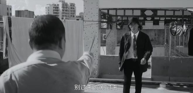 白夜破晓：郑旗遇到神秘人物，会不会是像王志革、王学敏那样的贪官？